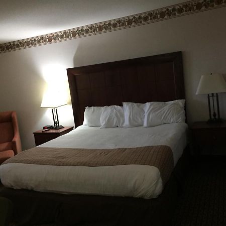 Best Value Inn & Suites Parry Sound Exterior foto